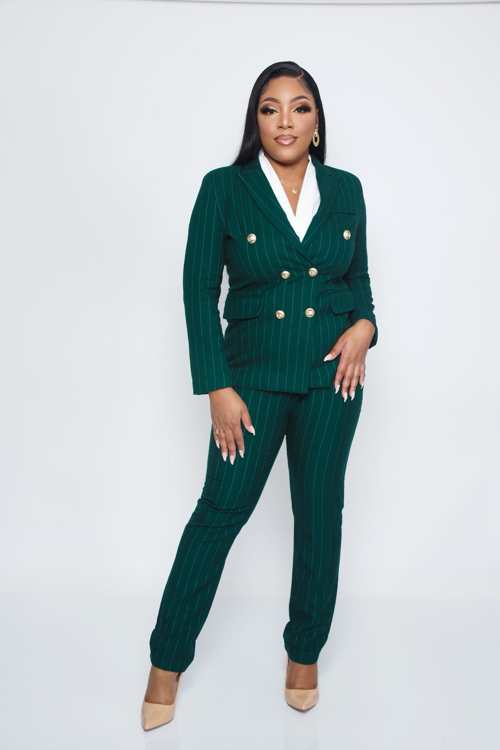 Classy green pant suits for women